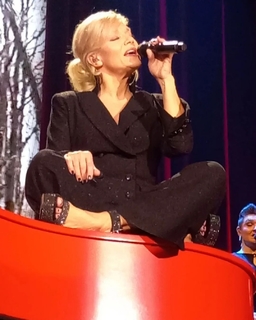 Ina Müller feet photo thumbnail