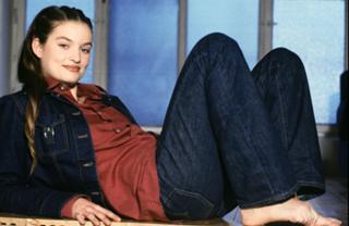 Ina Paule Klink feet photo thumbnail
