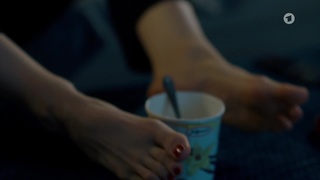Ina Paule Klink feet photo thumbnail