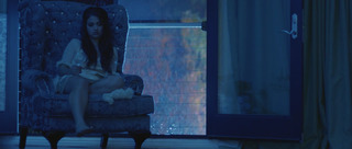 Inanna Sarkis feet photo thumbnail