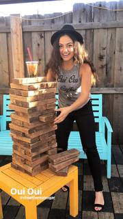 Inanna Sarkis feet photo thumbnail