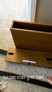 Inanna Sarkis feet photo thumbnail