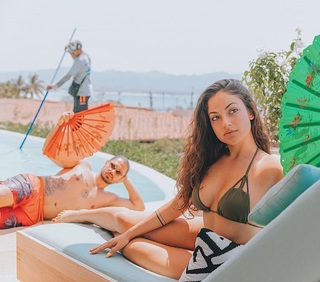 Inanna Sarkis feet photo thumbnail