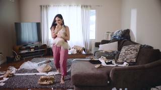 Inanna Sarkis feet photo thumbnail