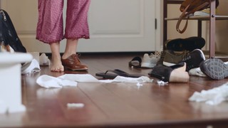 Inanna Sarkis feet photo thumbnail