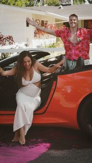 Inanna Sarkis feet photo thumbnail