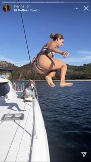 Inanna Sarkis feet photo thumbnail