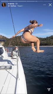 Inanna Sarkis feet photo thumbnail