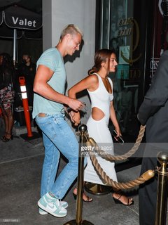 Inanna Sarkis feet photo thumbnail