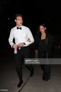 Inanna Sarkis feet photo thumbnail