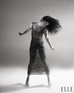 Inanna Sarkis feet photo thumbnail