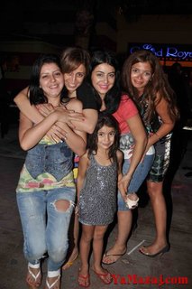 Inas al-Najjar feet photo 16