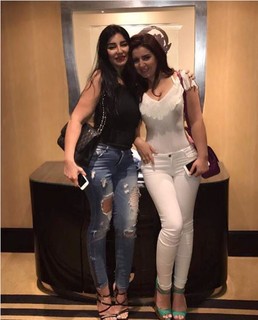 Inas al-Najjar feet photo 2