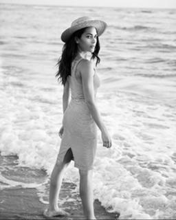 Inbar Lavi feet photo thumbnail