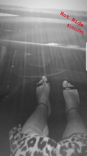 Inbar Lavi feet photo thumbnail