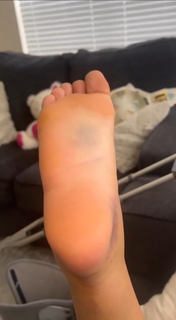 Indi Hartwell feet photo 11