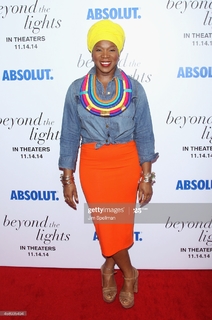 India Arie feet photo 11