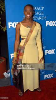 India Arie feet photo 9
