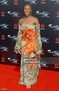 India Arie feet photo 5