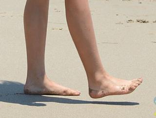 India Love Westbrooks feet photo thumbnail