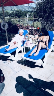 India Love Westbrooks feet photo thumbnail