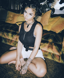 India Love Westbrooks feet photo thumbnail