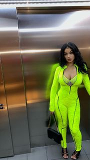 India Love Westbrooks feet photo thumbnail