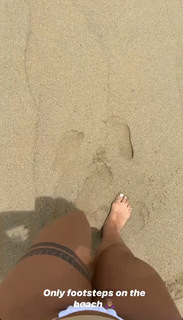 India Love Westbrooks feet photo thumbnail