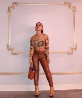 India Love Westbrooks feet photo thumbnail
