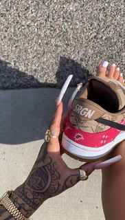 India Love Westbrooks feet photo thumbnail