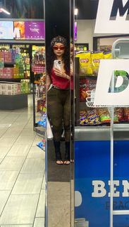 India Love Westbrooks feet photo thumbnail