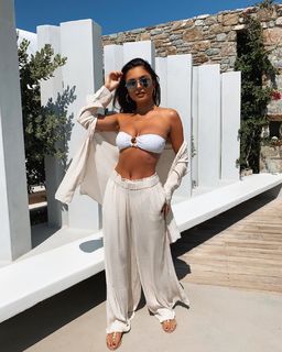 India Reynolds feet photo 3