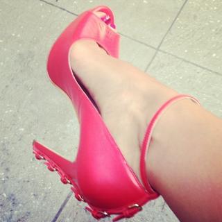 India de Beaufort feet photo 17