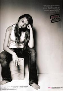 Indiana Evans feet photo thumbnail