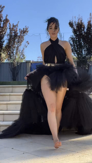 Indiana Massara feet photo thumbnail