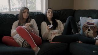 Indiana Massara feet photo thumbnail