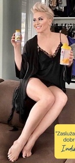 Indira Levak feet photo 10