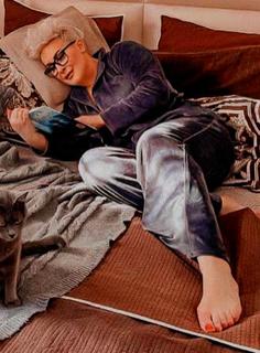Indira Levak feet photo 1
