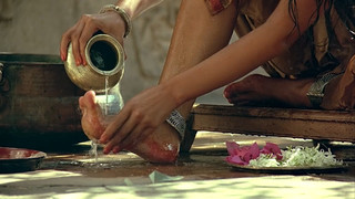 Indira Varma feet photo thumbnail