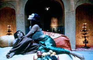 Indira Varma feet photo thumbnail