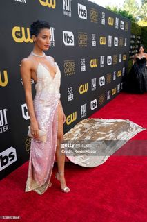 Indya Moore feet photo 7