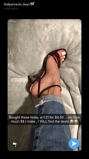 Indyamarie Jean Pelton feet photo 17