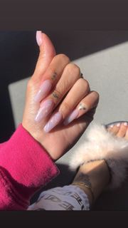 Indyamarie Jean Pelton feet photo 3