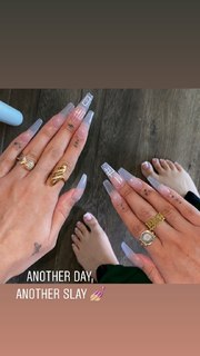 Indyamarie Jean Pelton feet photo 2