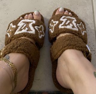 Indyamarie Jean Pelton feet photo 9