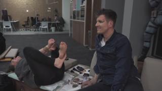 Ines Anioli feet photo thumbnail