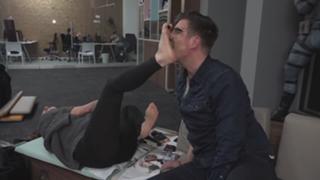 Ines Anioli feet photo thumbnail