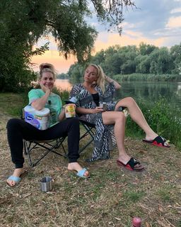 Ines Anioli feet photo thumbnail