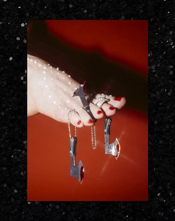 Ines Anioli feet photo thumbnail