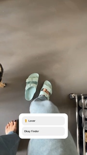 Ines Anioli feet photo thumbnail